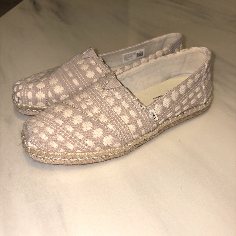 Toms Beige Patterned Slip-On Espadrilles